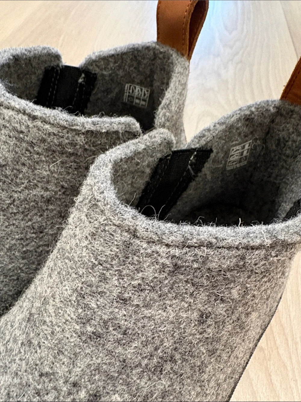 Huckberry Gray Wool-Blend Chukka Boots with Black Sole